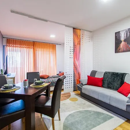 Flexible Selfcheckins 54 - Zagreb - Garage - Loggia - New Apartment Exterior photo
